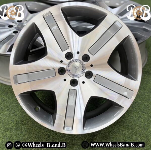 AMG MERCDES BENZ S CLASS (W221)